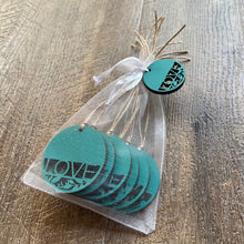 Load image into Gallery viewer, Gift Tags..Love, Peace, Joy